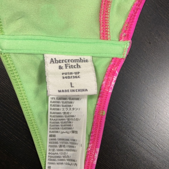 Large. Abercrombie & Fitch Underwire Monokini Pink w/ Green Polka Dots - Picture 5 of 6